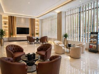 The Royal Palace - 9