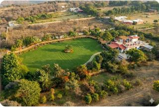 Royal Stay farmhouse Gurgaon - 2