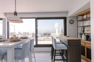 Zeezicht Appartement met Groot Terras - 7