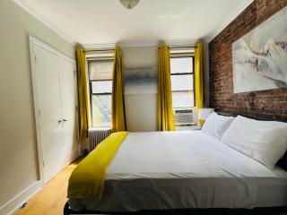 Midtown West Suites by Times Square - 3