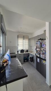 Luxury Modern Penthouse Apartment, Sunny Terrace &City Views - 4