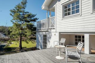 Renovated Swedish Villa Near Lake - 4