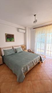 Saranda Sun Apartment - 9