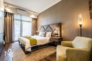 Menlyn Maine Luxury Rentals - Pretoria - 1