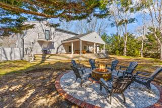 Elegant Family Osterville Retreat Near Dowses Beach - Barnstable - 0