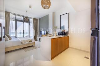 Modern Studio in Julphar Residence - 7
