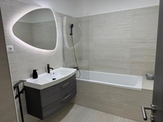 Pécs Central Elite Modern Apartman - 9