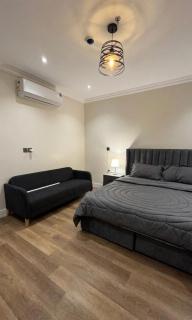 Luxury suite in Al Khobar Smart entry and privacy - Dammam - 5
