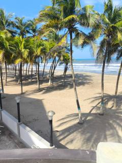 Oceanfront apartment in Morrocoy, Tucacas, PB - 5