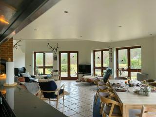 Octagonal Thatched Forest House Near Herning - 9