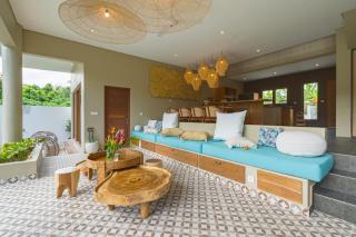 Villa Canopy, Luxury 4-Bedroom Villa Near Nuanu and Luna Beach Club - 8