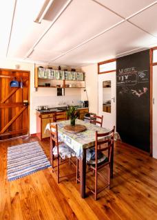 Zoete Inval Travelers Lodge-Backpacker Loft - 5