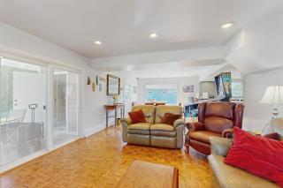 The Red Lake House - 6