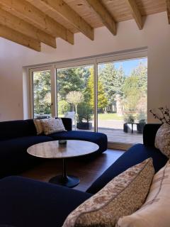 Villa Jule - Cozy and Elegant Place with Open Ceiling, Beautiful Garden and Specious Terrace - 2