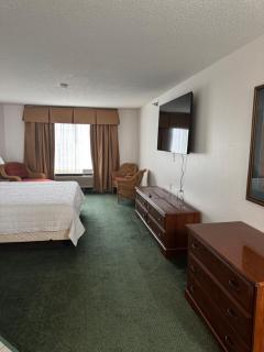 Garrison Inn and Suites - 7