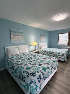Sand Pebble Motor Lodge - 7
