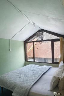 Hotel Raja Guest House Pahalgam രാജ ഗസ്റ്റ് ഹൗസ് പഹൽഗാം - Jāmb - 3