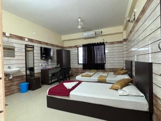 Hotel Yamunna Boarding and Lodgeing - 6