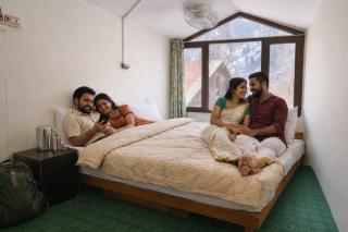 Hotel Raja Guest House Pahalgam രാജ ഗസ്റ്റ് ഹൗസ് പഹൽഗാം - Jāmb - 8