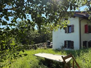 Casetta dalle finestre rosse - 6