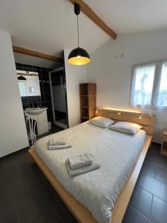Maisonnette au calme avec jardin - 4
