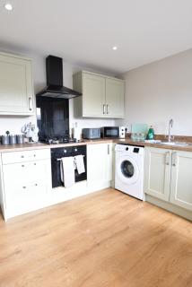 Free Parking- Sleeps 8 - 3 Bedrooms - City Centre - 6