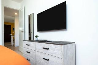 Stylish Condo with Rooftop Pool and Gym - 2