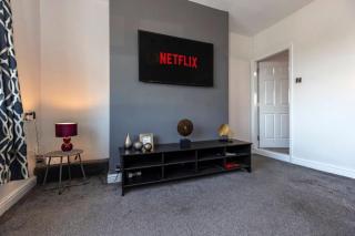 2BR Durham Stay Views Great Transport Links - 4