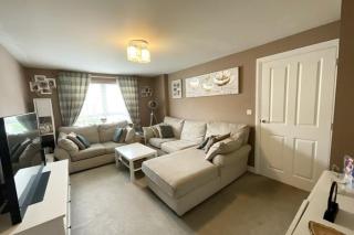 Sheffield Boutique 4-Bed Home - 7
