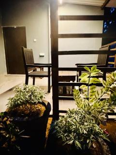 Friendly Waves Resort Arugambay - 8