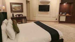 The Den Hotel de Charme - 5