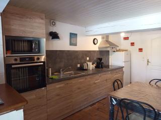 Dépendance pour 1 à 4 pers au calme dans propriété - Marboz - 3