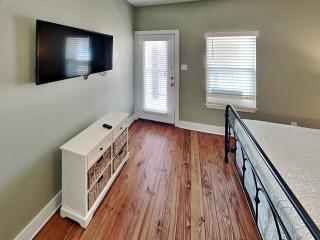 Fin and Feather by Silver Sands Vacation Rentals - 0