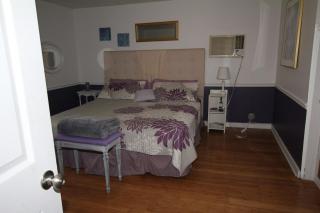 Private Cottage in Carnegie - Close to Downtown - Pet Friendly - 7
