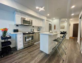 Condo 2 Bedroom with Balcony Iceboat Terrace Downtown Toronto - 6