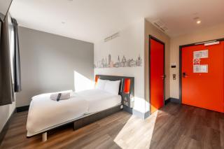 easyHotel Cardiff - 8