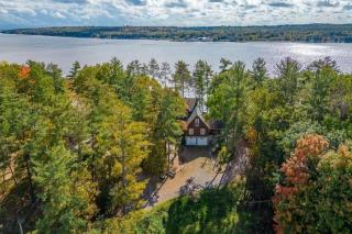 Waterfront near Luskville falls 30 minutes from Ottawa - 2