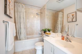 Modern 2BR 2BA Condo with Patio, King Bed & Sleeps 7 - 5