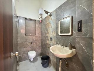 Tropicana Villa - The Dream Stays ll Pvt Pool ll Wi-Fi ll 2 BHK - 4