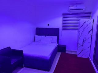 Ogunade Stores Apartment - 3