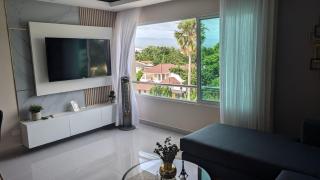 Modern Family suite with a view! - 6