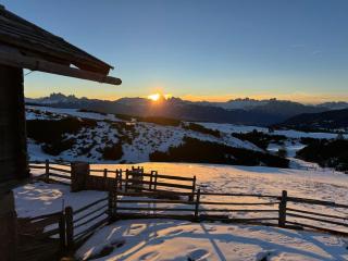 Alone in Chalet with view on Dolomites - 5