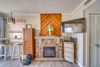 Studio about 3 Mi to Great Smoky Mountain Natl Park! - 4