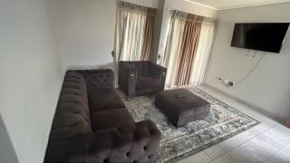 Charming 3-Bedroom House Rental in Centurion, South Africa - 5
