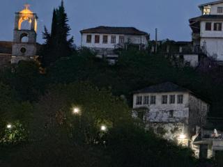 Mezini Guest House - Gjirokastër - 8