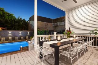 Designer 10-bedroom compound Heated Pools & Hot Tubs - 1