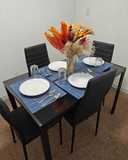Elegant private in-city suite centrally located - 3