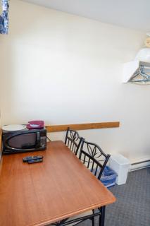 Blue River Motel - 9