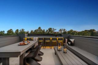 Bywater Retreat with Heated Pool and Roof Deck - 8