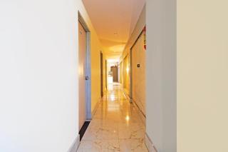 Hotel O Royal Palace - 8